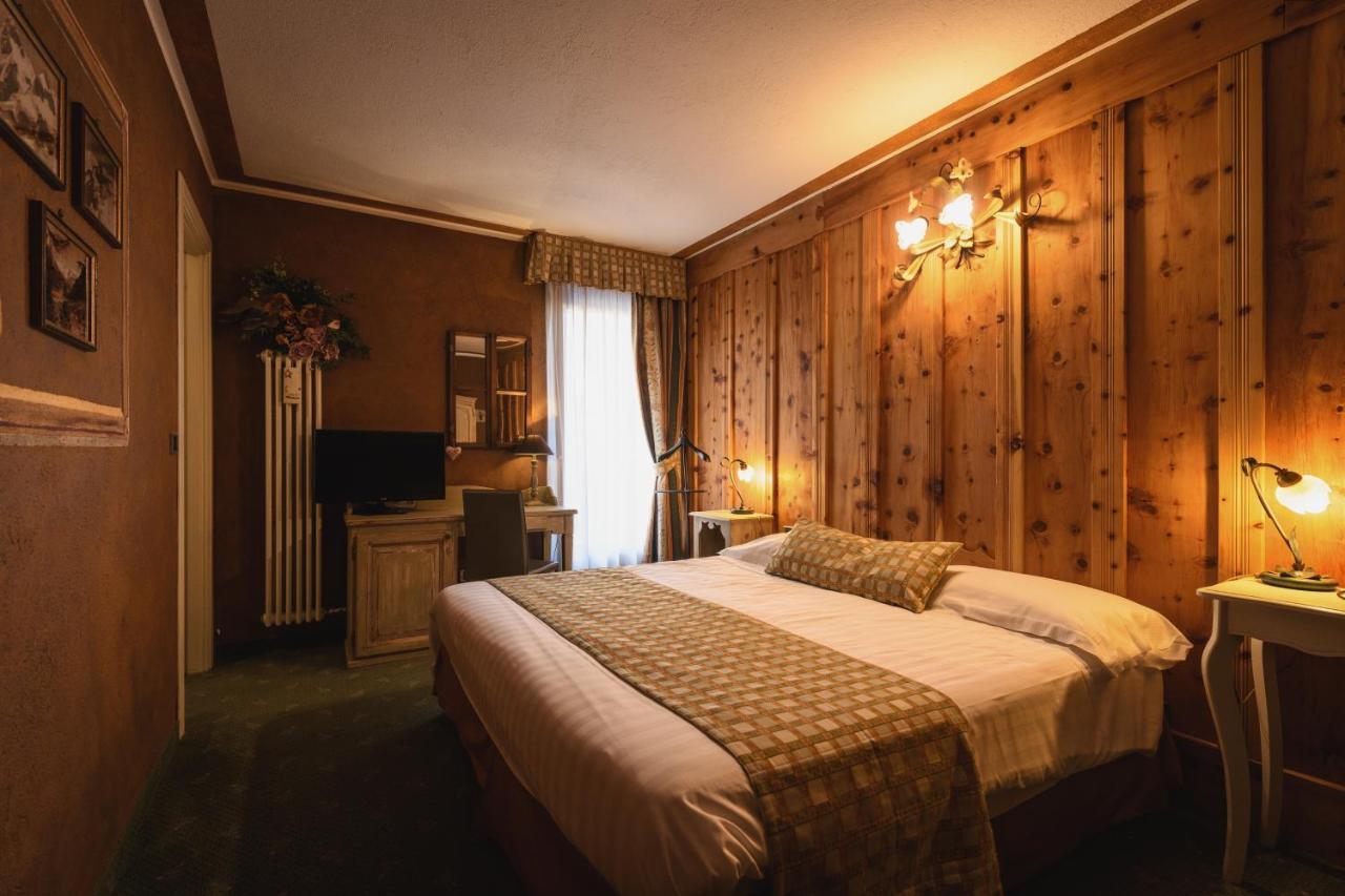 Hotel Chalet La Meridiana เซนต์ ปิแอร์ ภายนอก รูปภาพ