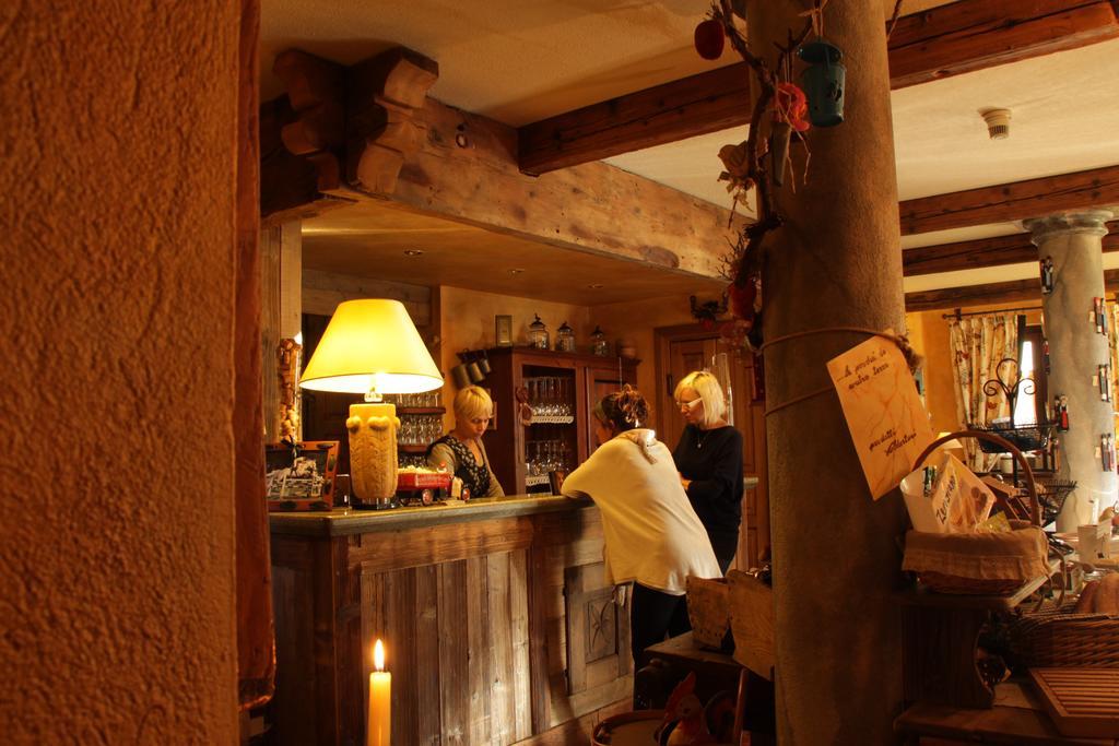 Hotel Chalet La Meridiana เซนต์ ปิแอร์ ภายนอก รูปภาพ
