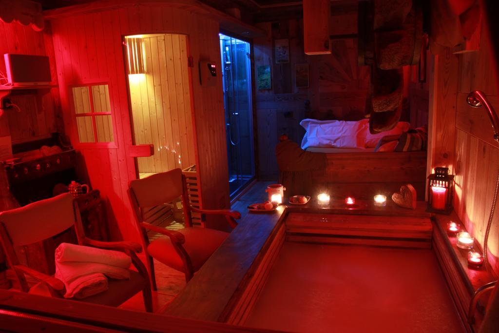 Hotel Chalet La Meridiana เซนต์ ปิแอร์ ภายนอก รูปภาพ
