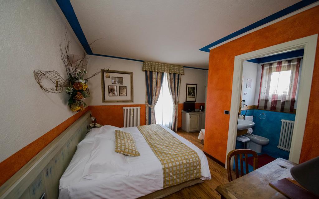 Hotel Chalet La Meridiana เซนต์ ปิแอร์ ภายนอก รูปภาพ