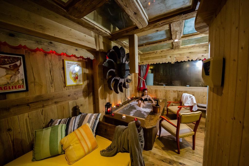 Hotel Chalet La Meridiana เซนต์ ปิแอร์ ภายนอก รูปภาพ